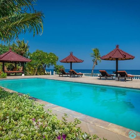 Villa Namaste - Beachfront At Lovina 10P, Pool, Bbq Banjar  ภายนอก รูปภาพ