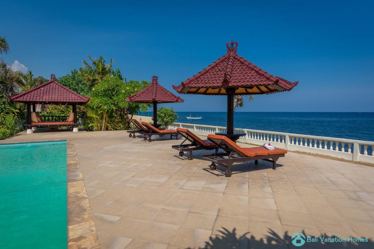 Villa Namaste - Beachfront At Lovina 10P, Pool, Bbq Banjar  ภายนอก รูปภาพ